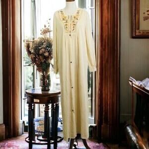 Vintage Peignoir Set Ivory Embroidered Nightgown Robe JC Penney